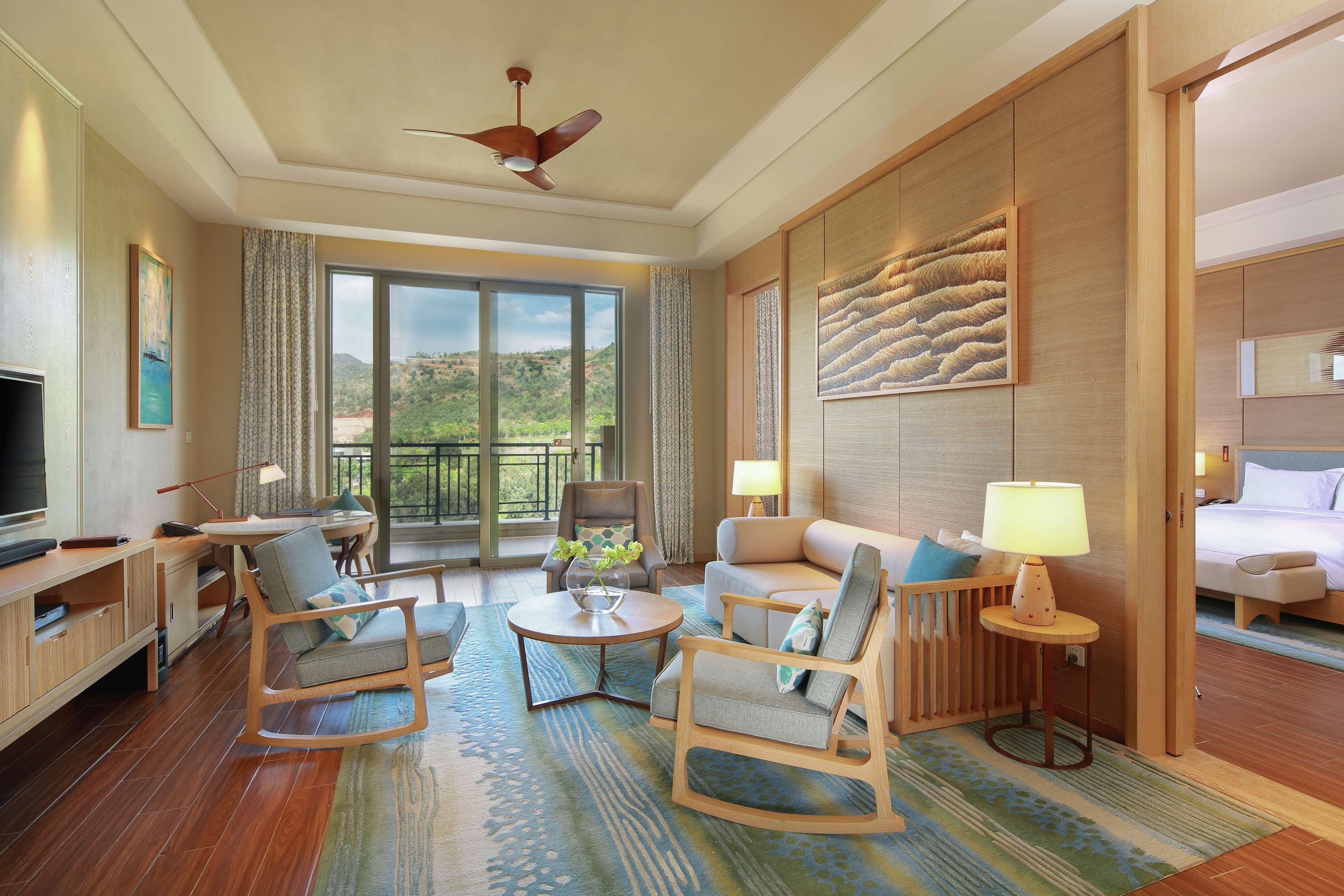 Hilton Yuxi Fuxian Lake Chengjiang  Exterior foto