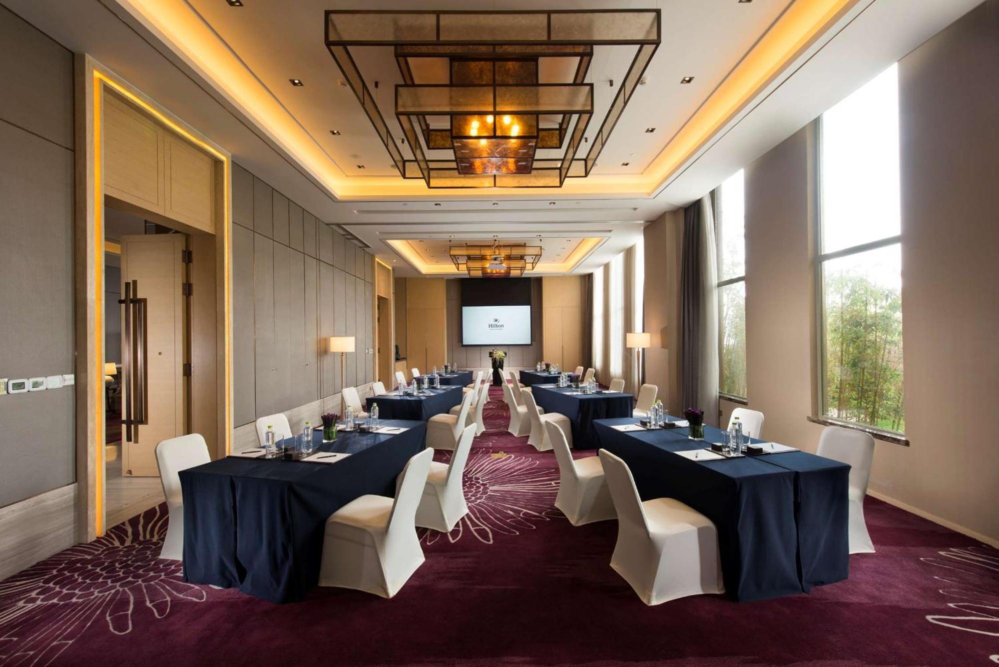 Hilton Yuxi Fuxian Lake Chengjiang  Exterior foto