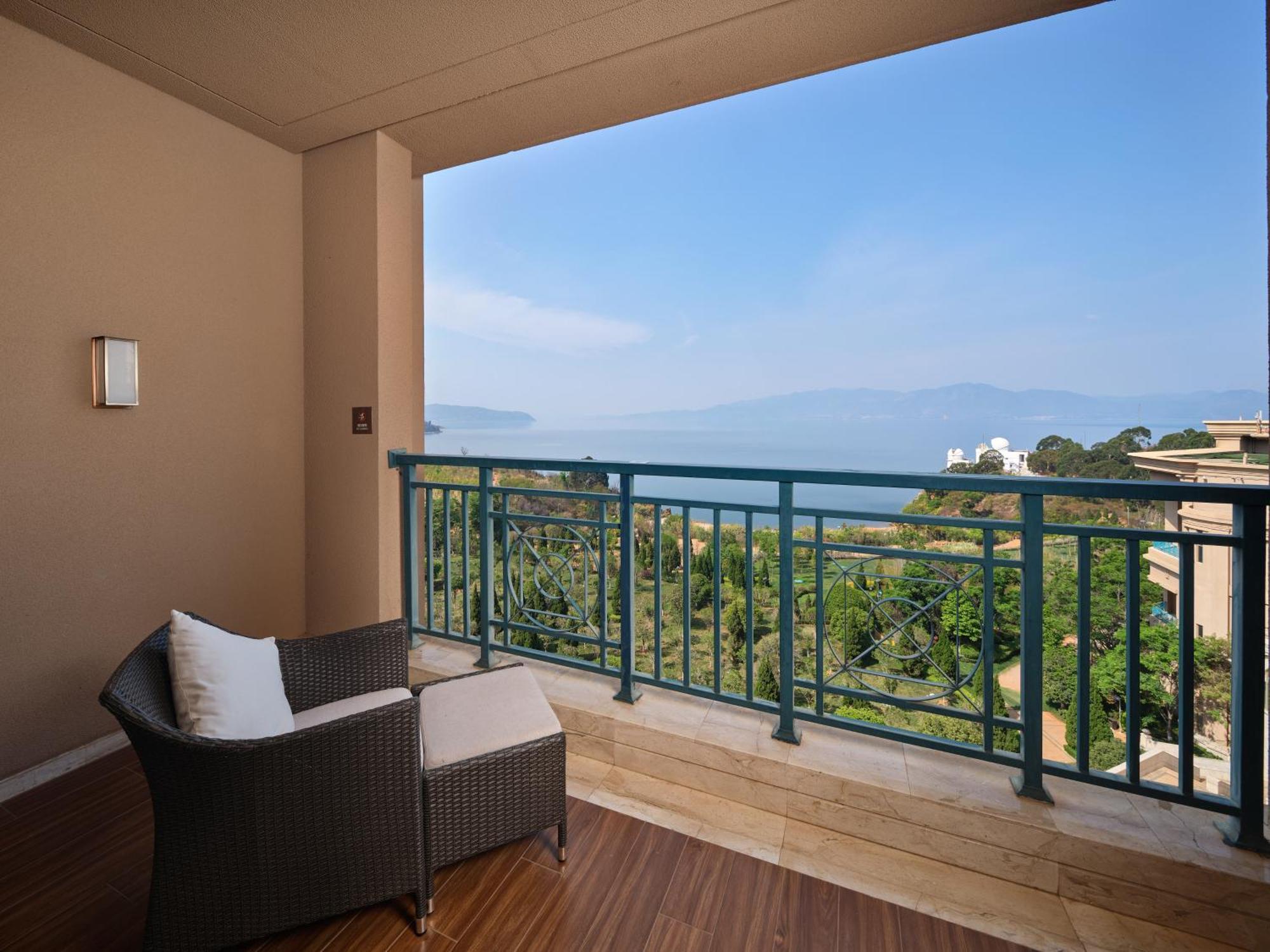 Hilton Yuxi Fuxian Lake Chengjiang  Exterior foto